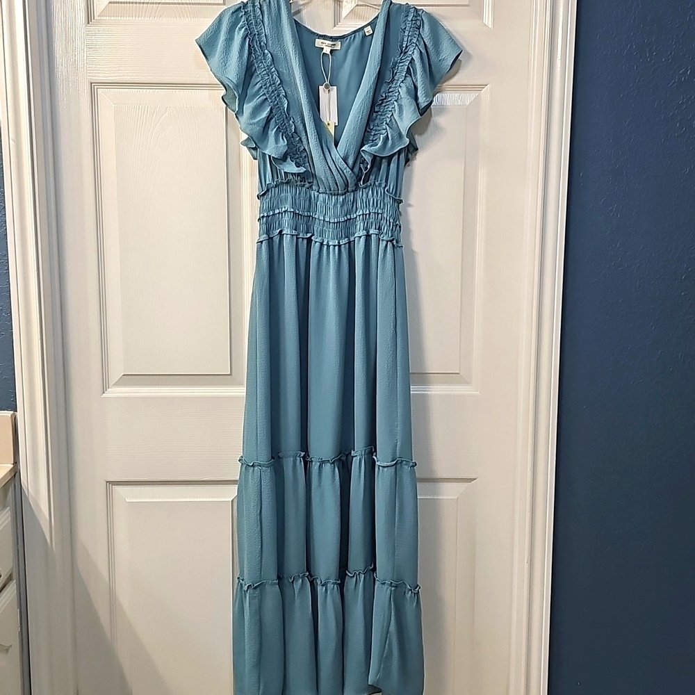NWT Max Studio Pebble Crepe Flutter Sleeve Maxi D… - image 5